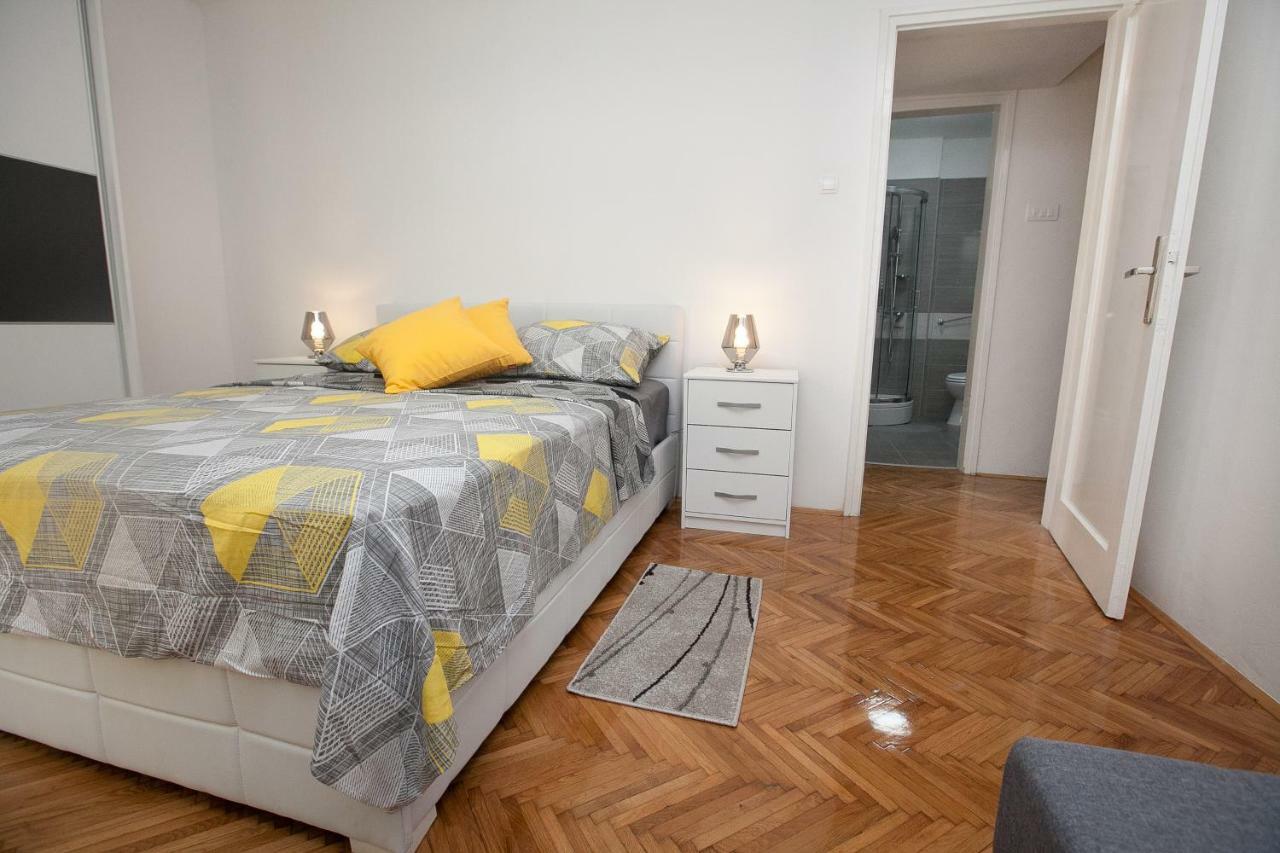 Downtown Apartment Kole Zadar Exterior photo